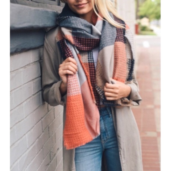 Blanket Scarf - Picture 2 of 6